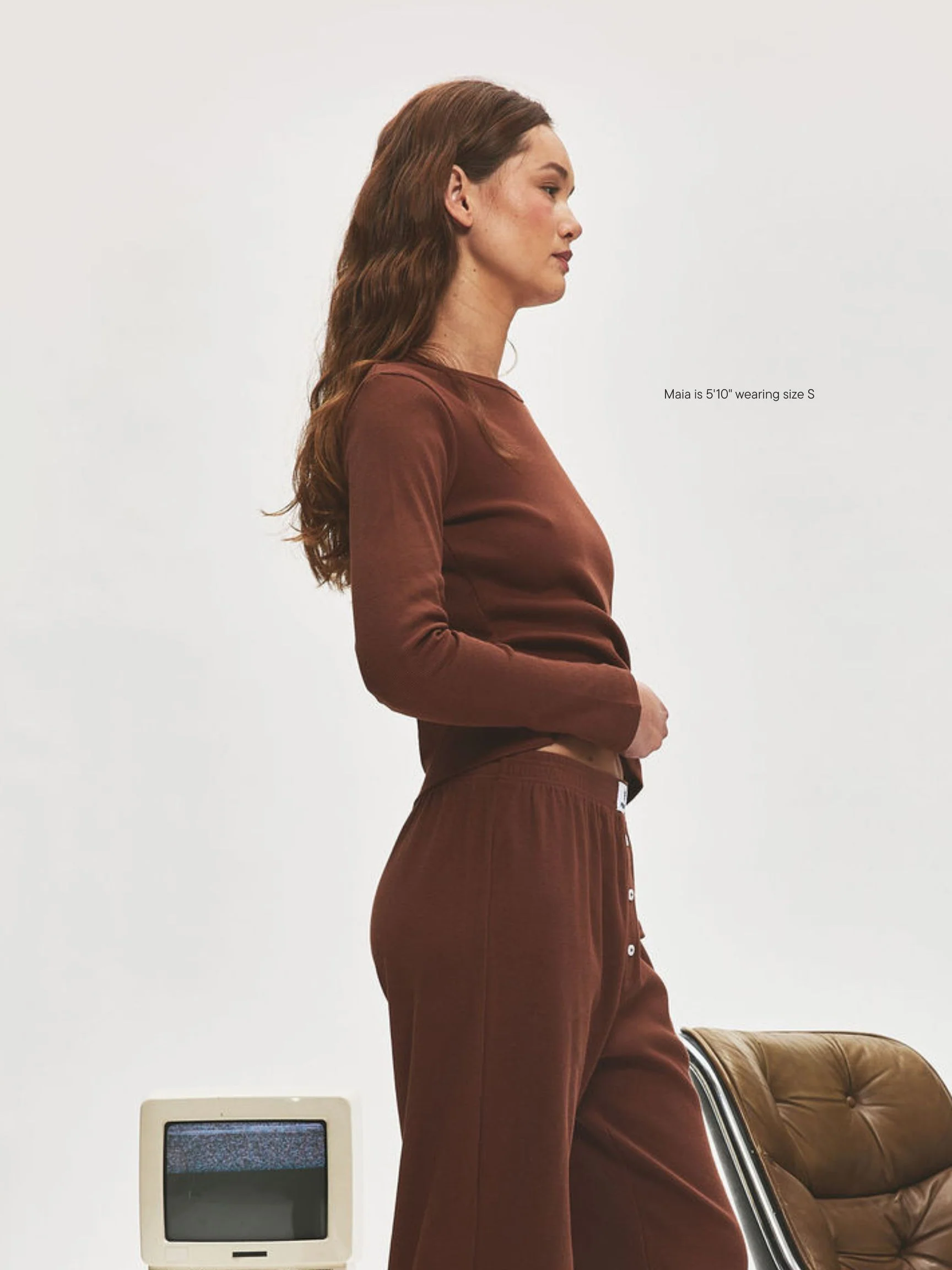 2275-Ribbed-Long-Sleeve-T-Shirt-3.webp Ribbed Long Sleeve T-Shirt