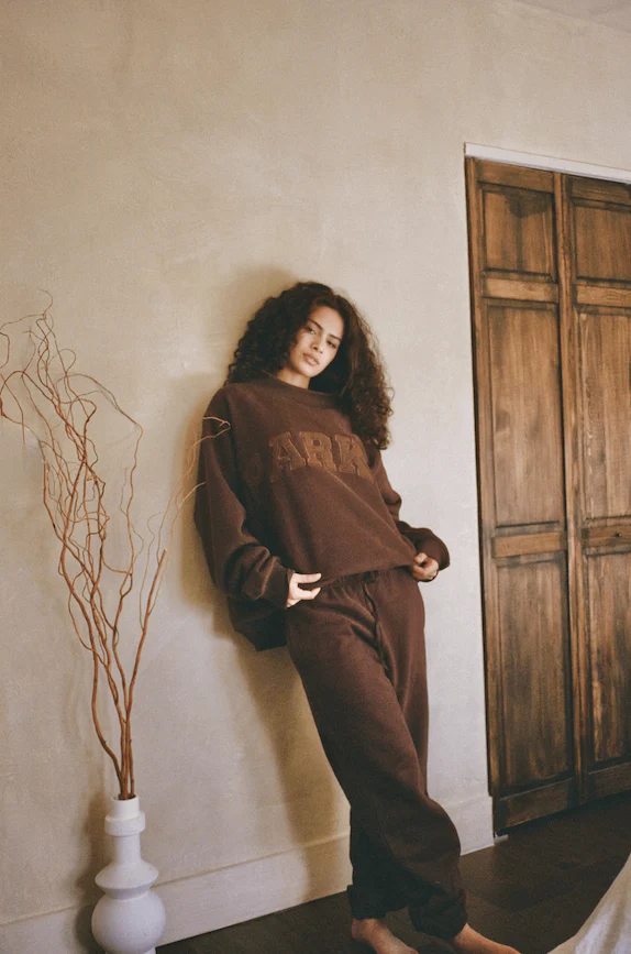 3057-Unisex-Sweats-18.webp Unisex Sweats