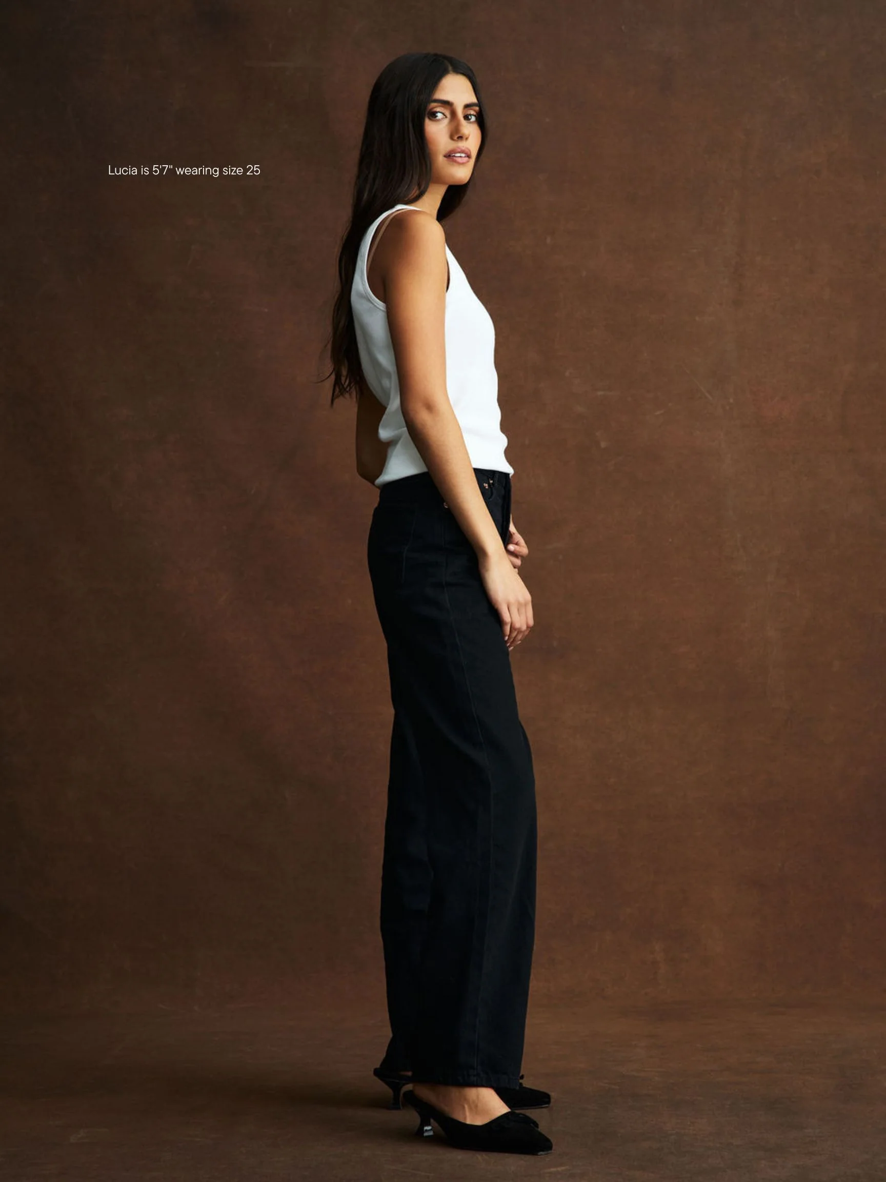 725-Classic-Straight-Jeans-11.webp Classic Straight Jeans