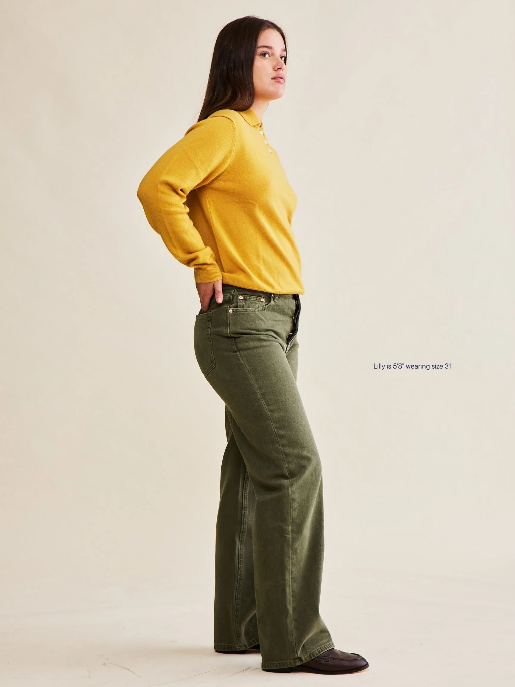 725-Classic-Straight-Jeans-46.webp Classic Straight Jeans