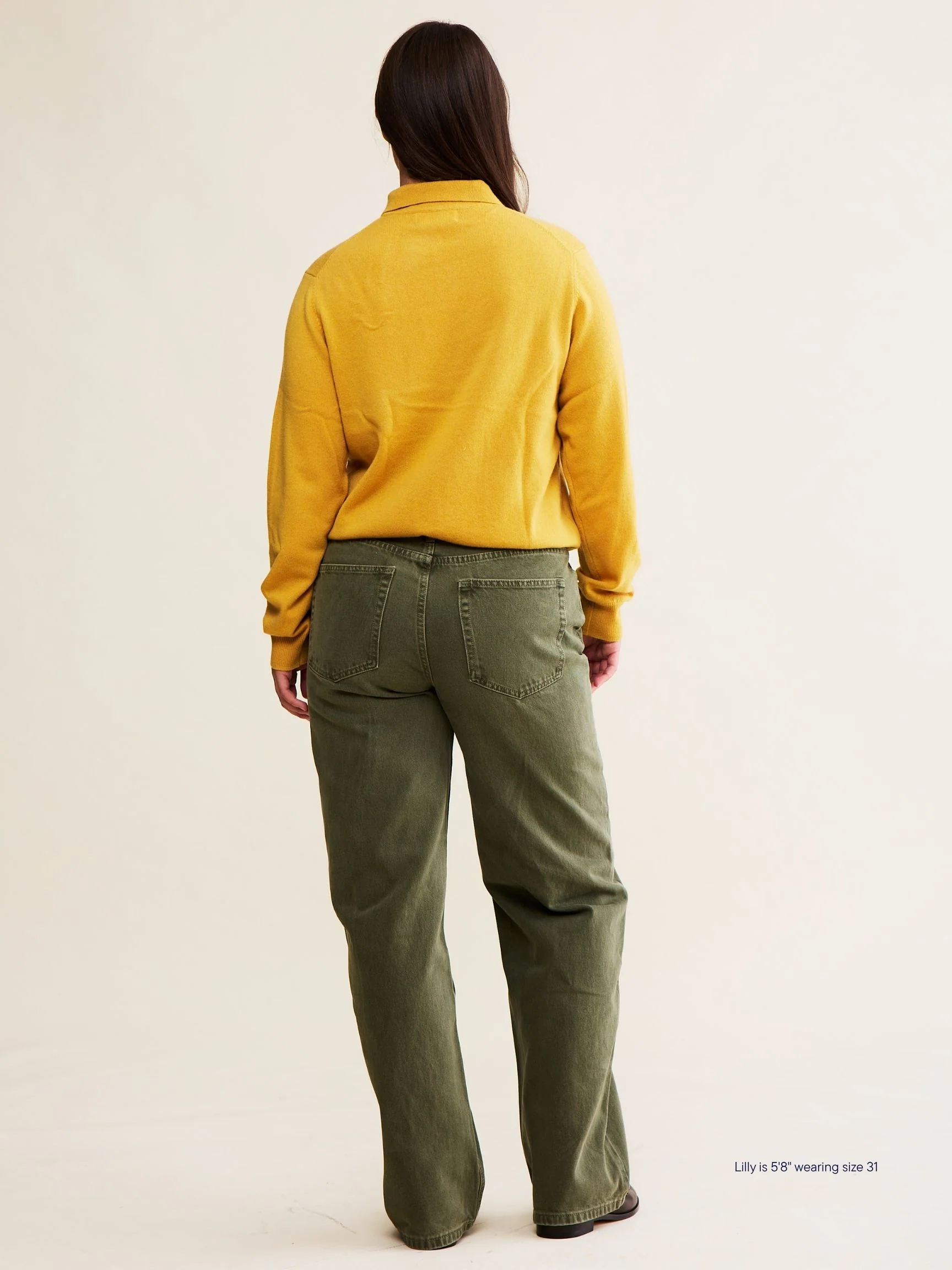 725-Classic-Straight-Jeans-47.webp Classic Straight Jeans